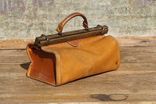 Vintage doctors bag handbag - vintage,