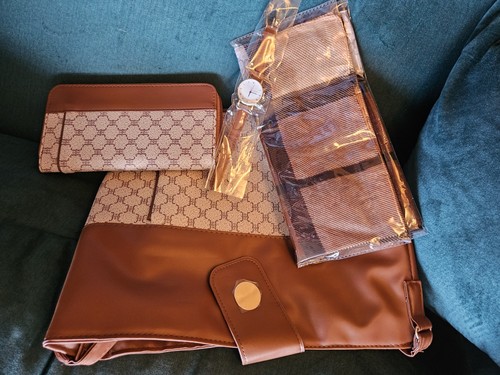 Modisches set aus - aus, handtasche