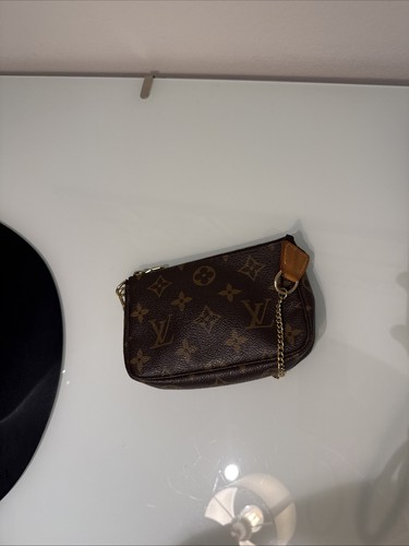 Louis vuitton pochette - vuitton,